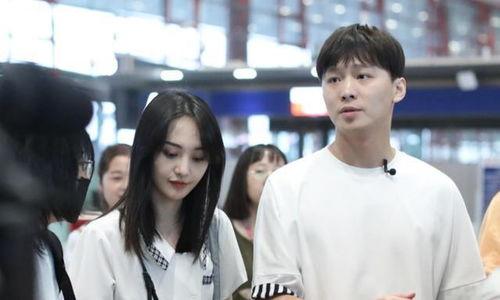 工作室艺人吃瓜,那些不为人知的吃瓜瞬间